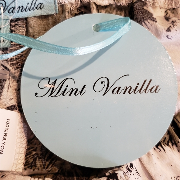 NWT Ruffled Shorts Size 10 - Picture 8 of 8